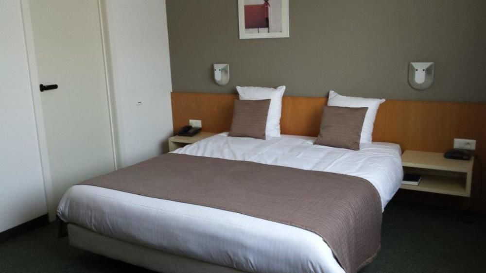 Hobbit Hotel Brussels Airport Zaventem Exterior foto